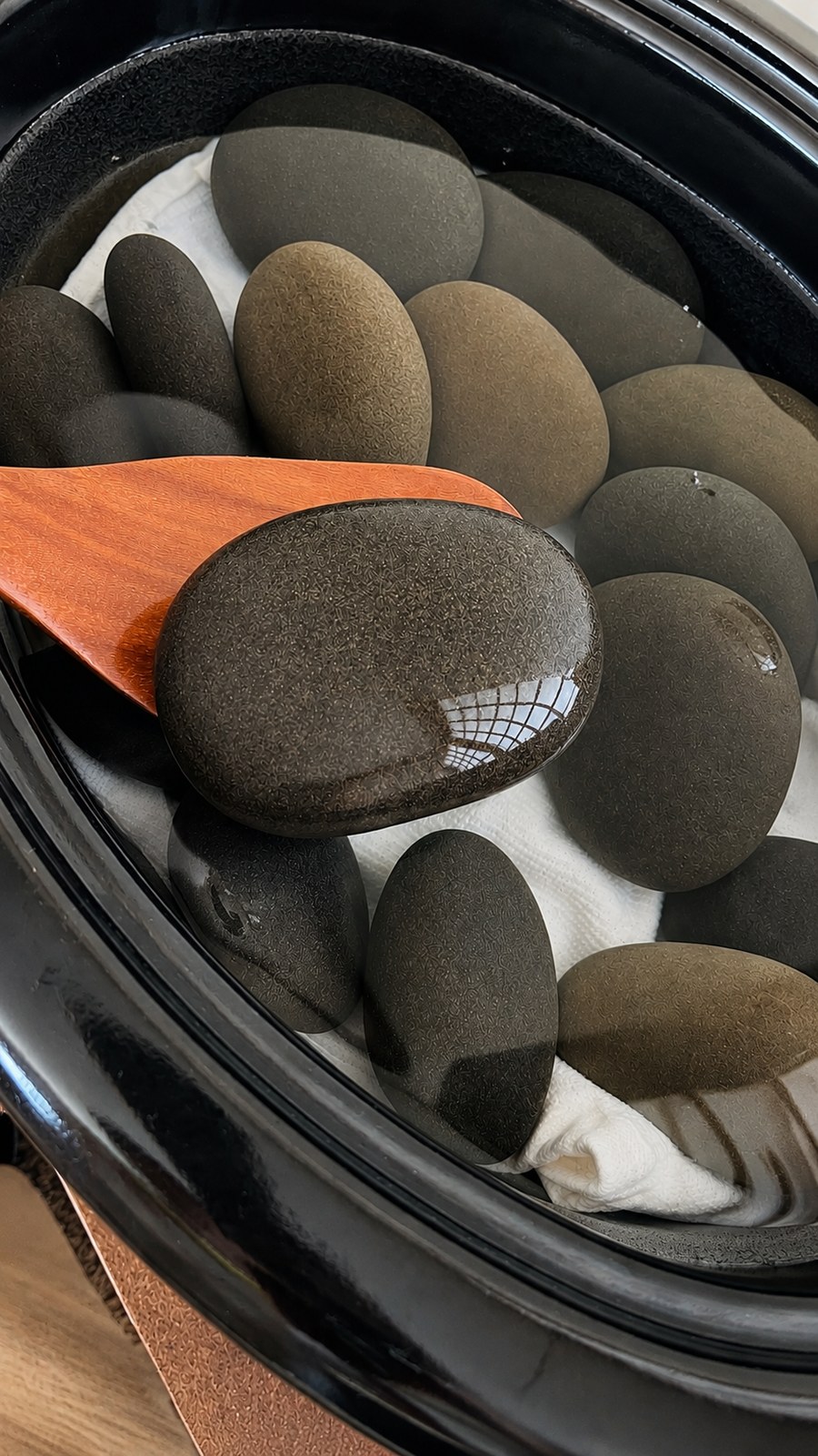 ホットストーントリートメントに使用する玄武岩